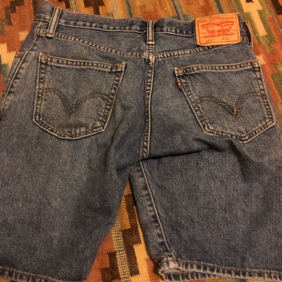 Levi’s Straight Fit 505 Jean short size 30 - Picture 2 of 4